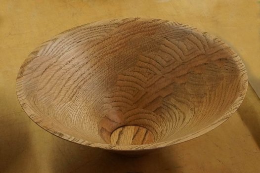 Oak bowl from board with twist